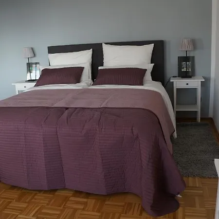 Deutz/messe, Lanxess Arena Апартаменты Кёльн